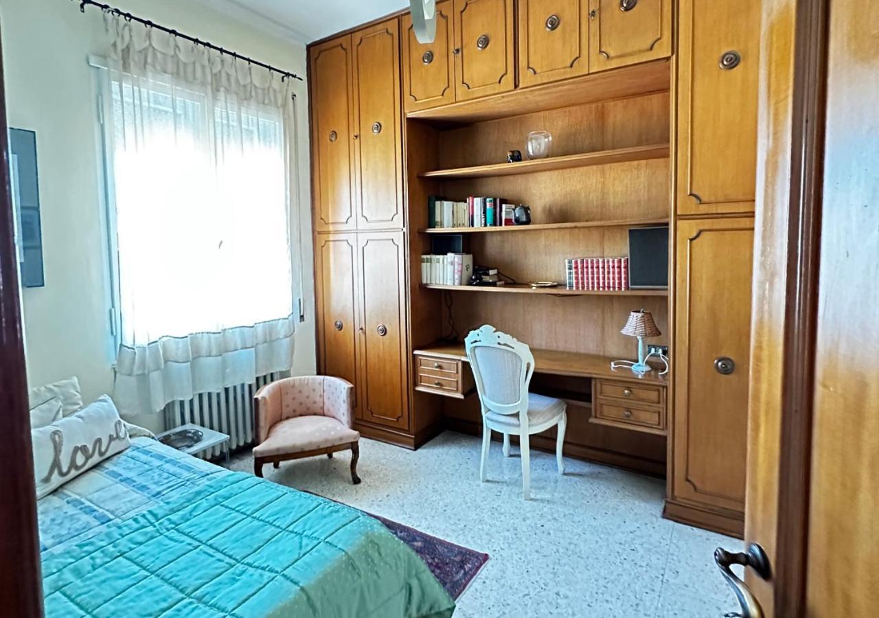 L'Attico In Centro Apartment แตร์นี ภายนอก รูปภาพ